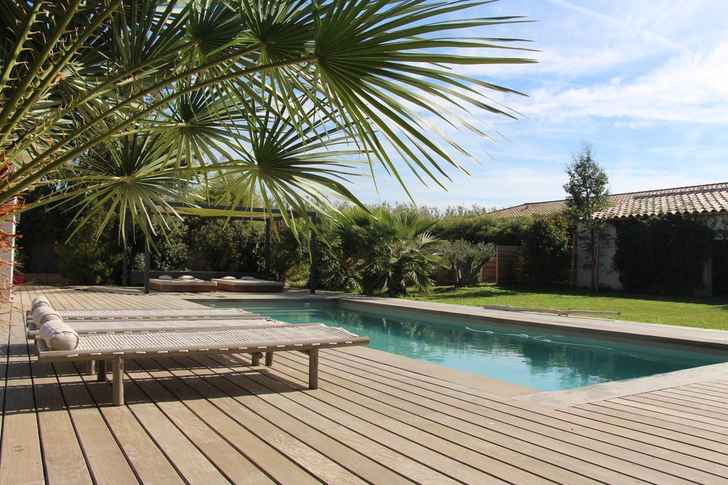 Le Carre Des Vignes Hotel Six-Fours-les-Plages Ngoại thất bức ảnh