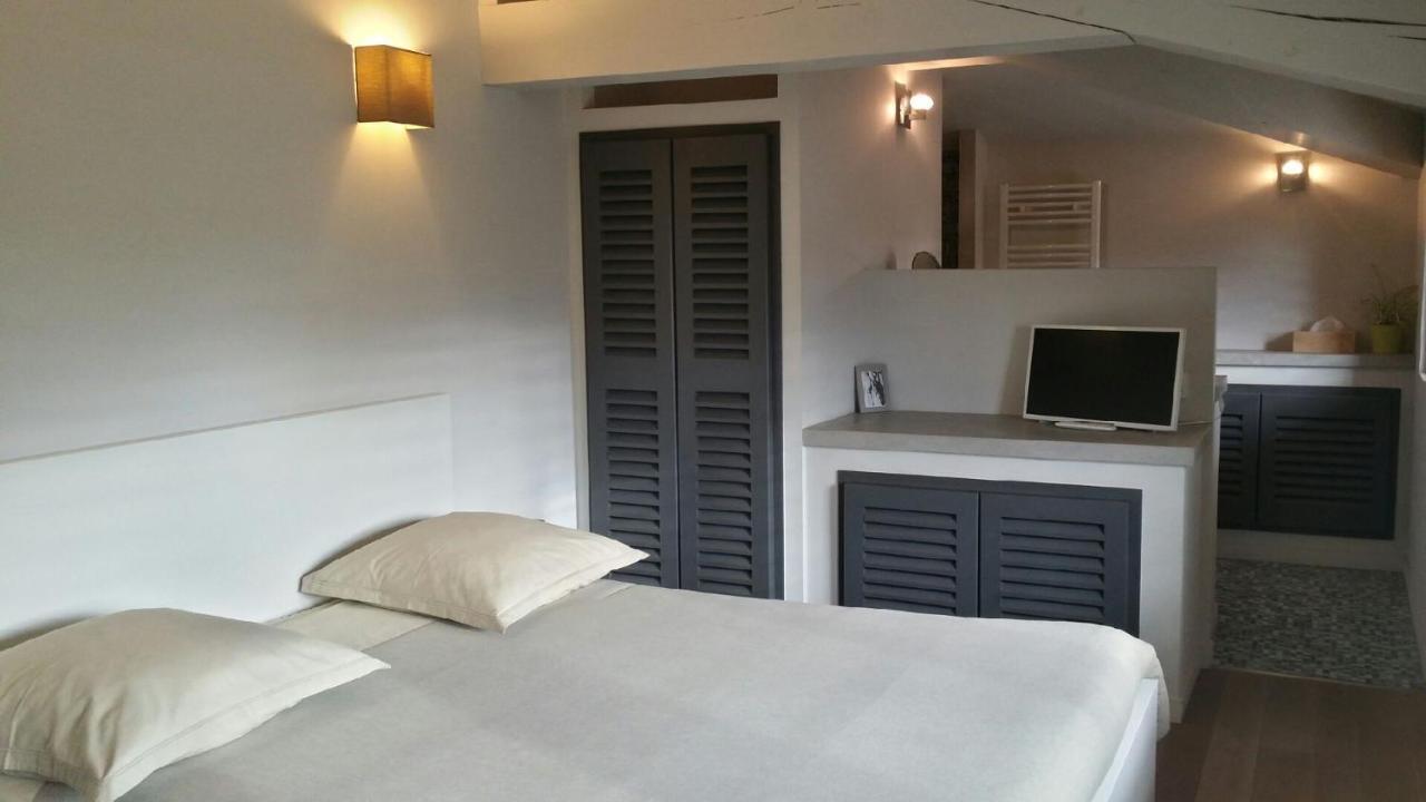 Le Carre Des Vignes Hotel Six-Fours-les-Plages Ngoại thất bức ảnh